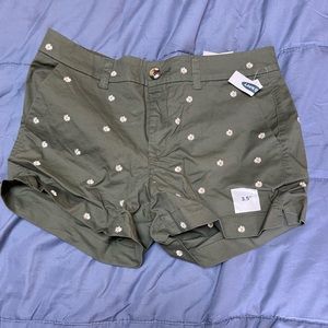 NWT Women’s Embroidered Shorts Sz 10